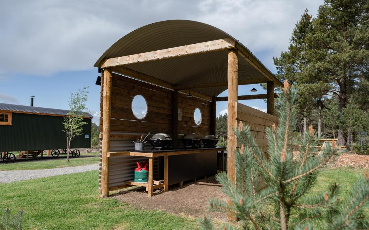 Highland Shepherd Huts Nethy Bridge Exteriör bild
